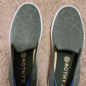 Rothys Safari Sneaker 7.5